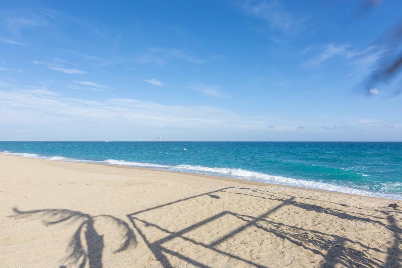 Homeholidaysrentals Salvador Pineda de Mar Buitenkant foto