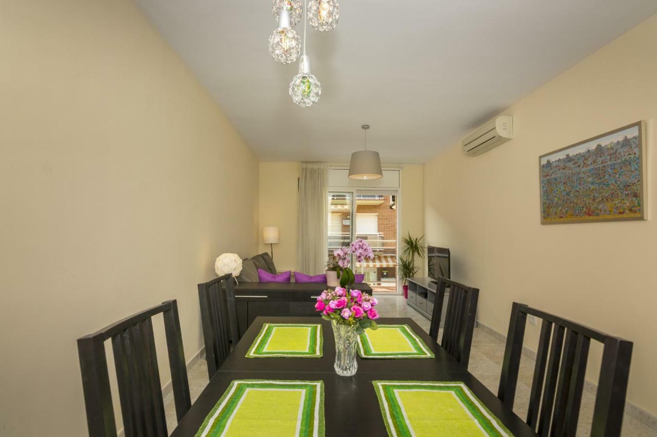 Homeholidaysrentals Salvador Pineda de Mar Buitenkant foto